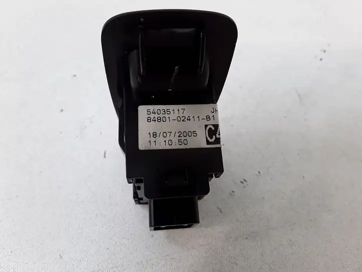 Toyota Corolla E120 E130 (2004 - 2007) 54035117 Кнопка стеклоподъемников — фото 3