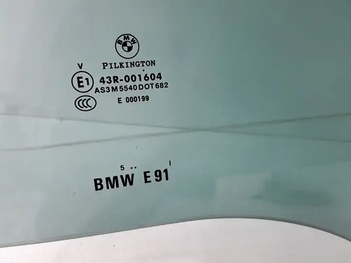 BMW 3 E90 E91 (2005 - 2012) Стекло задней двери — фото 2