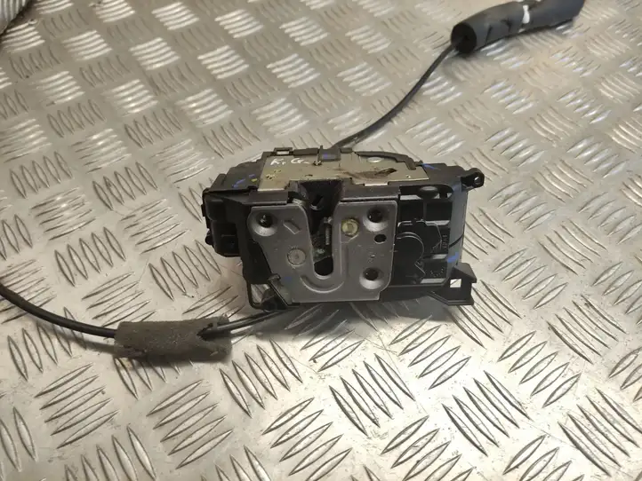 Renault Scenic III - Grand scenic III (2009 - 2016) 825030032R Замок задней двери — фото 6