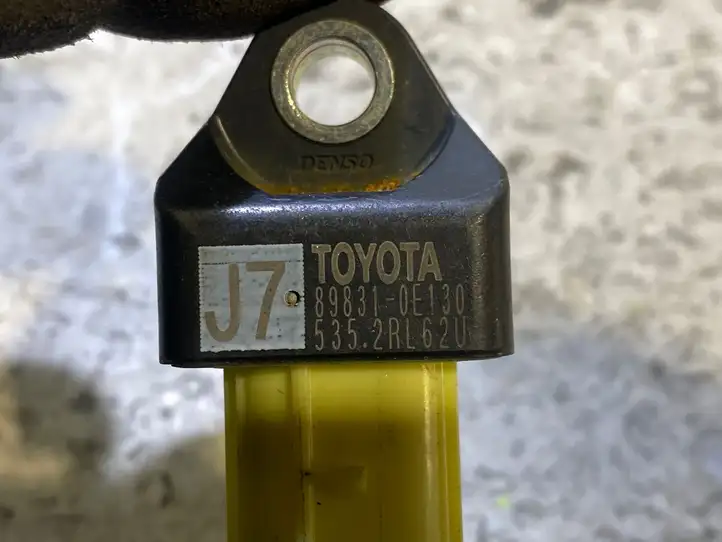 Toyota Auris E180 (2012 - 2018) 898310F130 Датчик удара SRS — фото 2