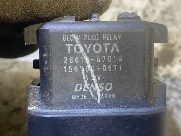 Toyota Corolla Verso AR10 (2004 - 2009) 2861067010 Реле накала свечей — фото 2