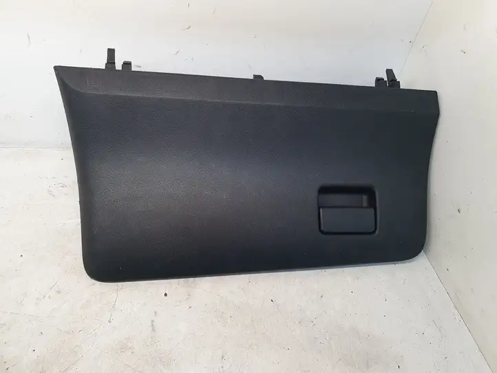 Toyota Yaris (2014 - 2019) 555500D151 Вещевой ящик — фото 1