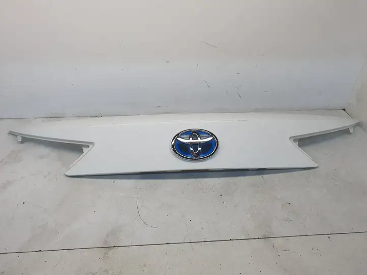 Toyota Auris E180 (2012 - 2018) 7681102830 Подсветка номера — фото 1
