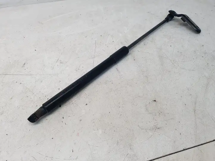 Toyota Yaris (2014 - 2019) 689600D170 Амортизатор крышки багажника — фото 6