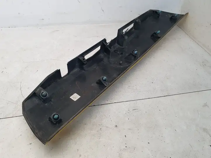 Toyota Prius+ (ZVW40) (2011 - 2018) 7680147140 Подсветка номера — фото 5