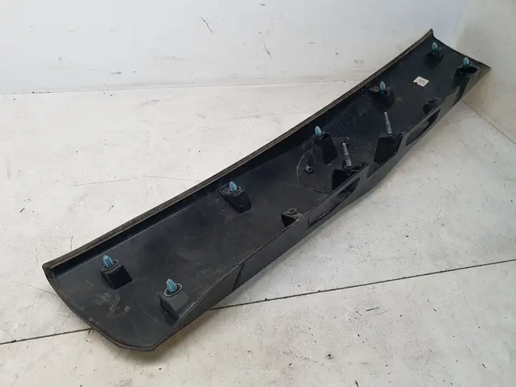 Toyota Prius+ (ZVW40) (2011 - 2018) 7680147140 Подсветка номера — фото 6