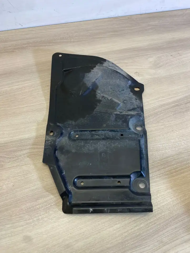 Toyota Auris E180 (2012 - 2018) 5144405020 Защита двигателя — фото 4