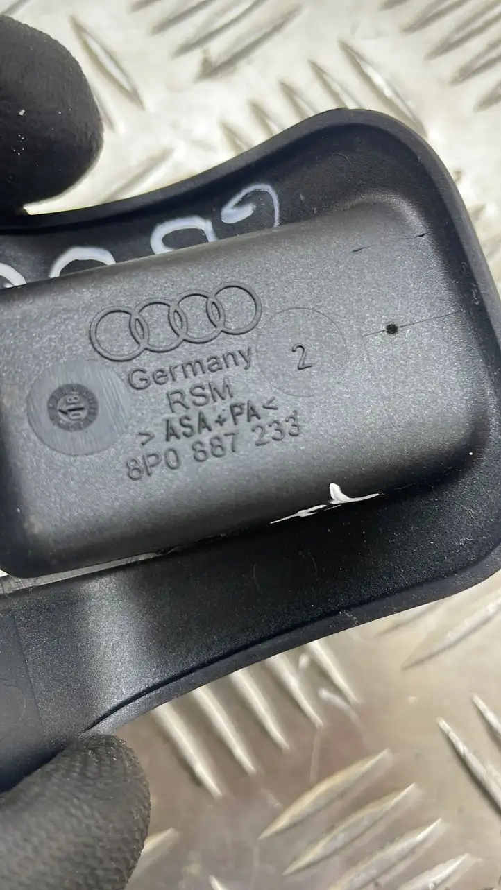 Audi A3/S3 8P (2004 - 2008) 8P0887233 Заглушка ISOFIX — фото 2