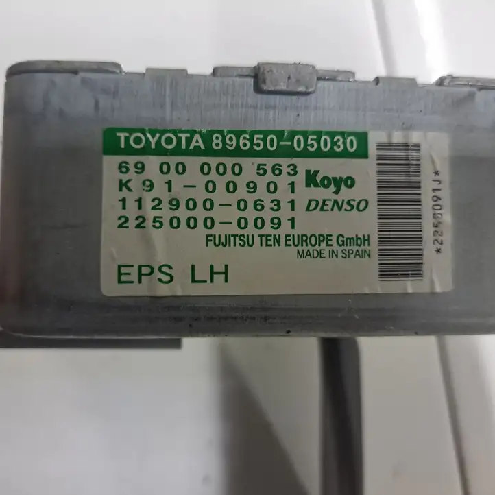 Toyota Avensis T250 (2003 - 2006) Блок управления усилителем руля — фото 3