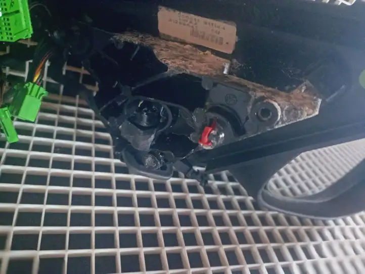Volvo S60 (2010 - 2013) VOLVOS60 Боковое зеркало с электроприводом — фото 3