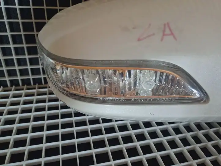 Honda Accord (2008 - 2016) ACCORD2010 Боковое зеркало с электроприводом — фото 4