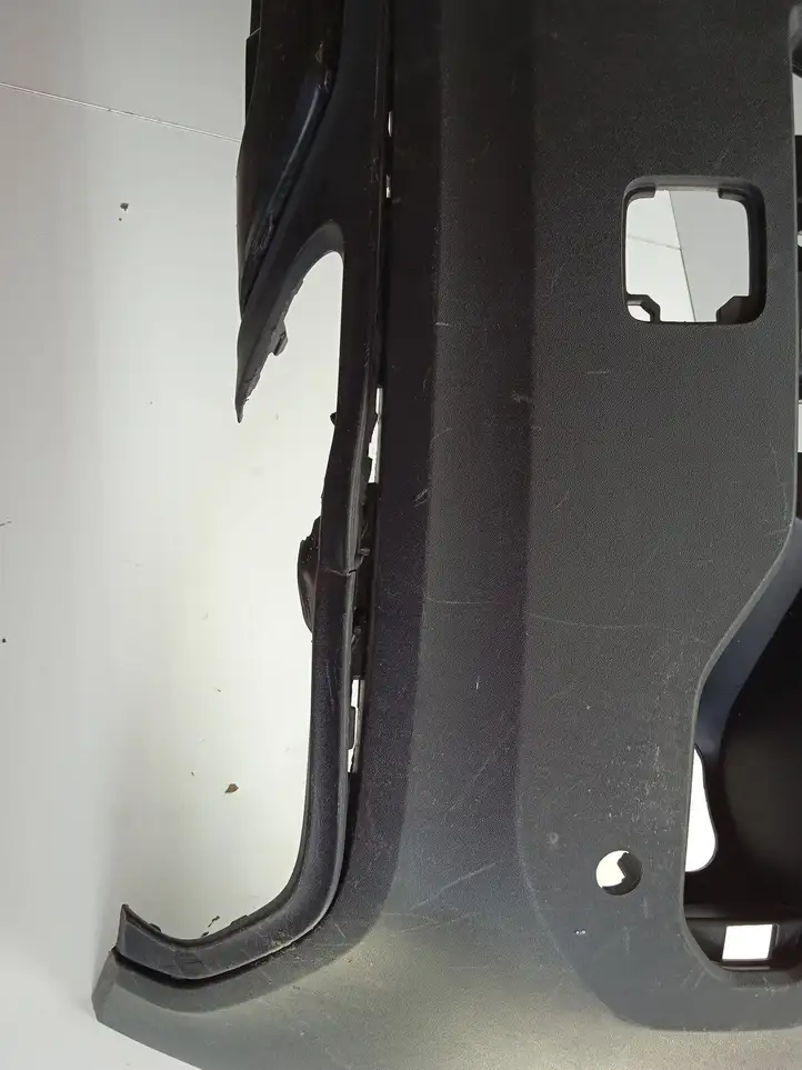 Volvo XC40 (2017 - ) 31449333 Нижняя часть переднего бампера — фото 2