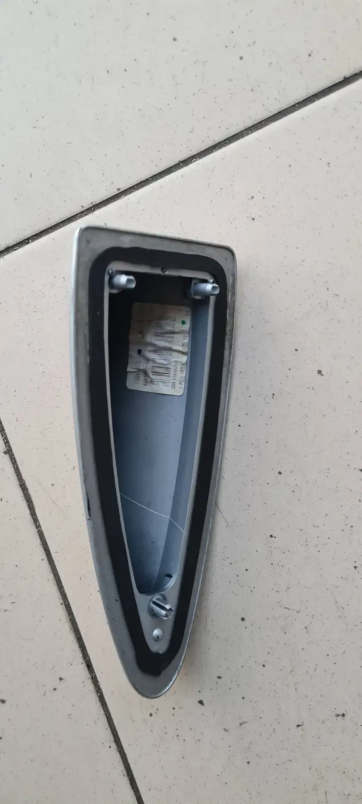 BMW 5 E60 E61 (2004 - 2010) 6921897 Крышка GPS-антенны — фото 2