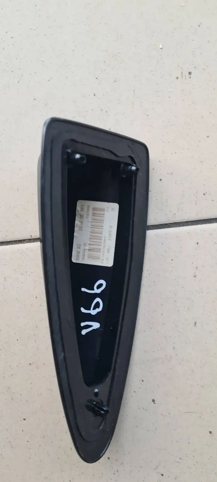 BMW 5 E60 E61 (2004 - 2010) 7898444 Крышка GPS-антенны — фото 3