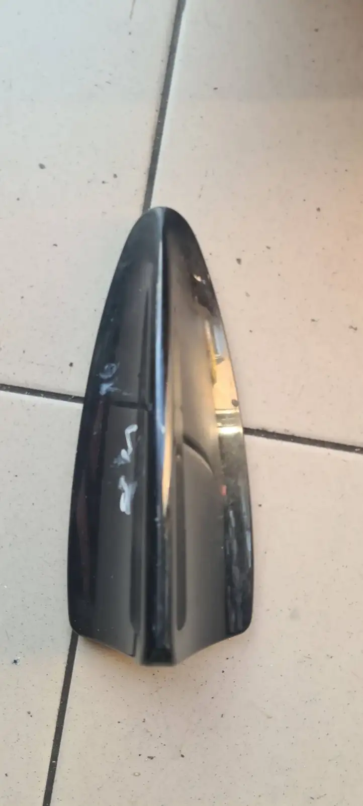 BMW 5 E60 E61 (2004 - 2010) 6916877 Крышка GPS-антенны — фото 1