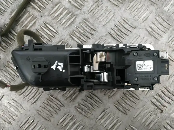 Land Rover Range Rover Sport L494 (2009 - 2013) AH2214017BA Внутренняя ручка двери — фото 6