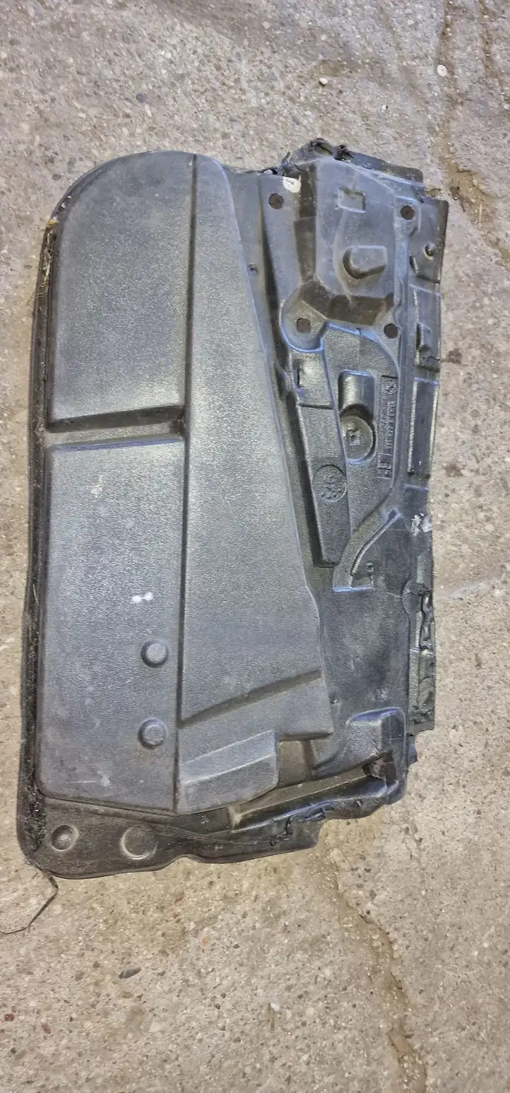 BMW 5 E39 (1996 - 2003) 51488229162 Уплотнитель передней двери — фото 2