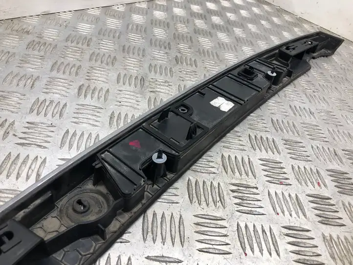 BMW 7 F01 (2008 - 2016) 7194176 Подсветка номера — фото 6