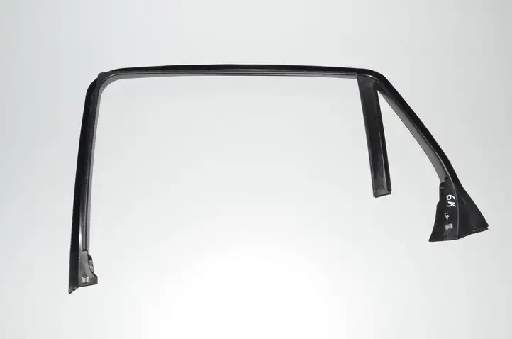 BMW X6 E71 (2008 - 2014) Накладка стекла задней двери — фото 4