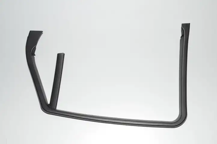 BMW X6 E71 (2008 - 2014) Накладка стекла задней двери — фото 3