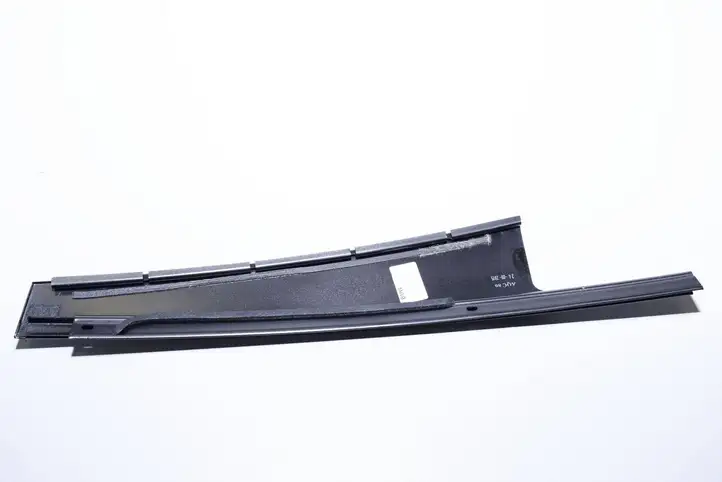 BMW 7 G11 G12 (2015 - 2022) 2583445 Накладка стекла задней двери — фото 4