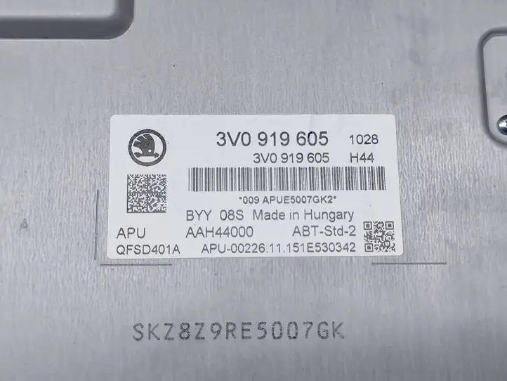 Skoda Superb B8 (3V) (2015 - 2023) 3V0919605 Магнитола / мультимедийная система — фото 9