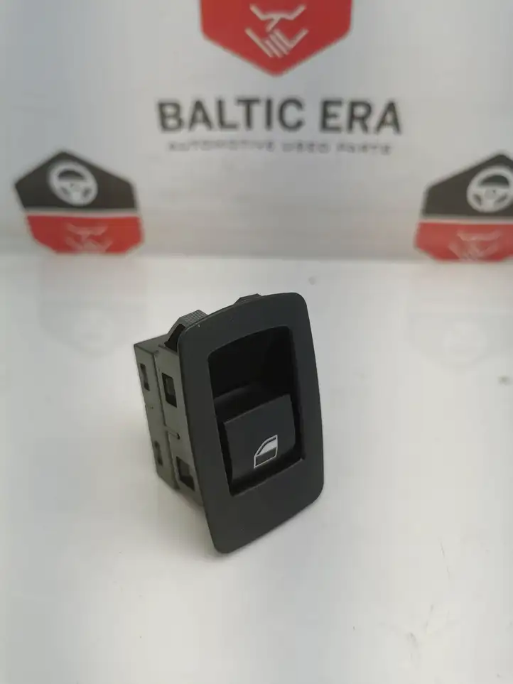 BMW 3 F30 F35 F31 (2012 - 2018) 9208106 Блок кнопок стеклоподъемников — фото 1