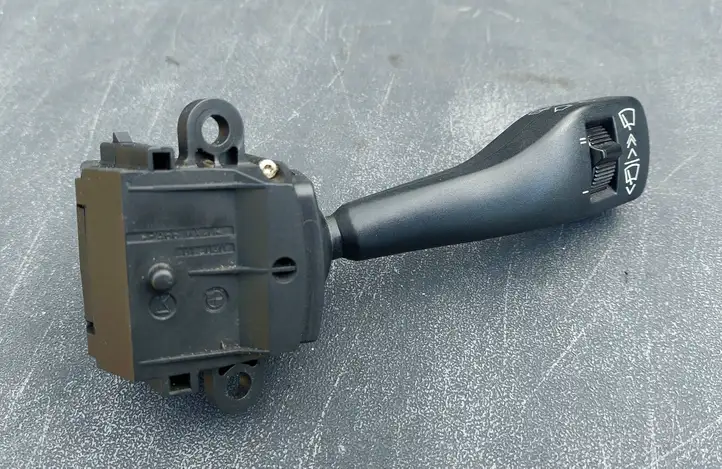 BMW 3 E46 (1998 - 2005) 01204020 Переключатель стеклоочистителей — фото 1