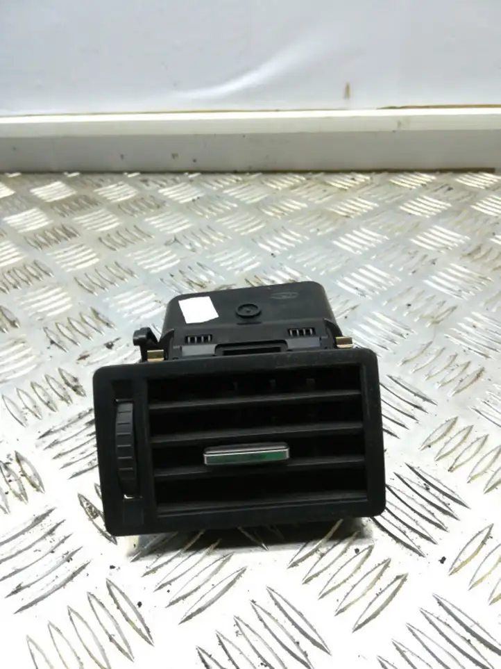 Ford Kuga I (2008 - 2012) 3M51R018B09 Боковой воздушный дефлектор — фото 1
