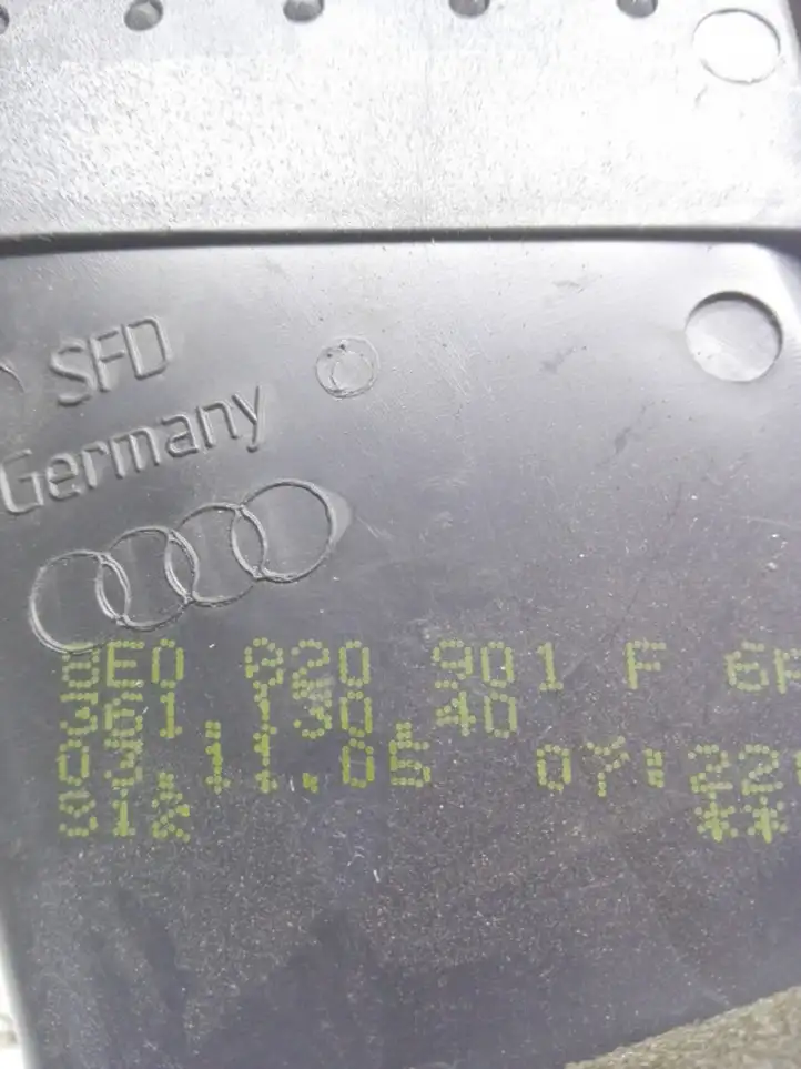 Audi A4 S4 B7 8E 8H (2004 - 2009) 8E0820901 Боковой воздушный дефлектор — фото 4