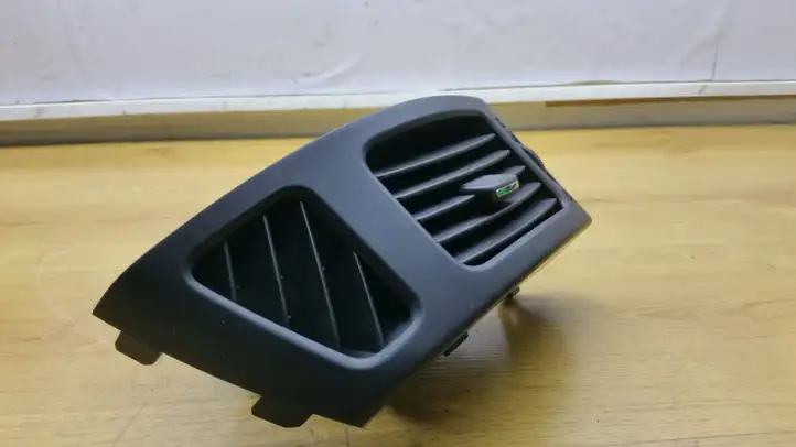 Hyundai i30 (2007 - 2012) 974802R000 Боковой воздушный дефлектор — фото 2