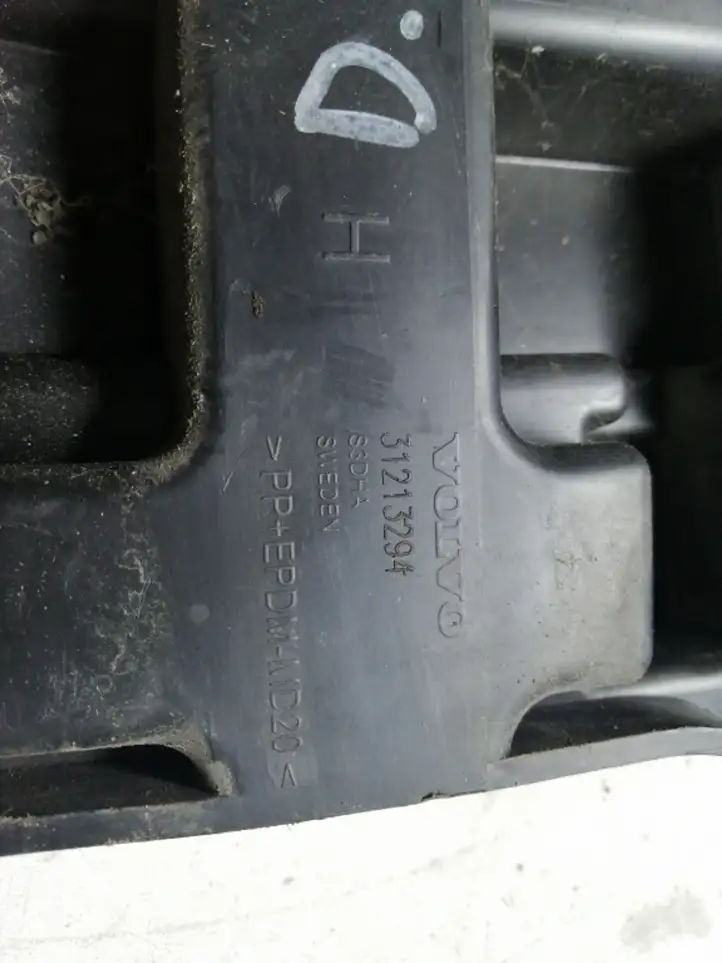 Volvo S80 (2006 - 2009) 31213294 Кронштейн заднего бампера — фото 3