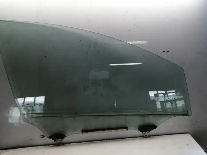 Toyota Corolla Verso AR10 (2004 - 2009) Стекло передней двери — фото 3