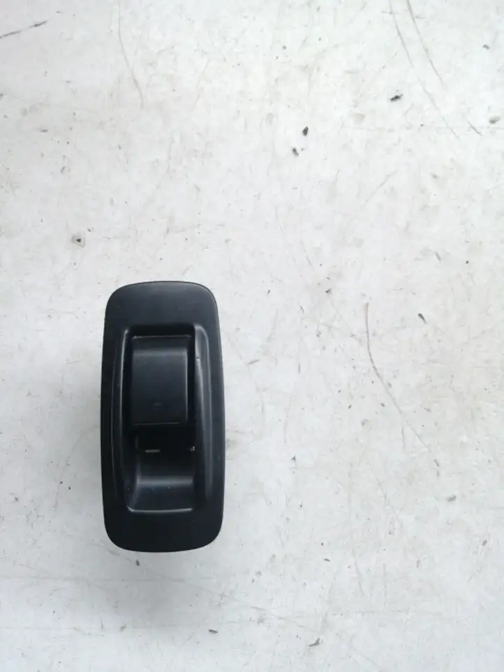 Toyota Corolla Verso AR10 (2004 - 2009) 848010F030 Блок кнопок стеклоподъемников — фото 1