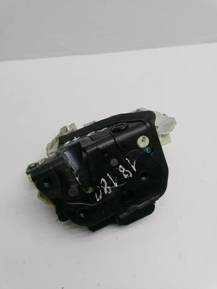 Audi A4 S4 B7 8E 8H (2004 - 2009) 8E0839016 Замок задней двери — фото 4