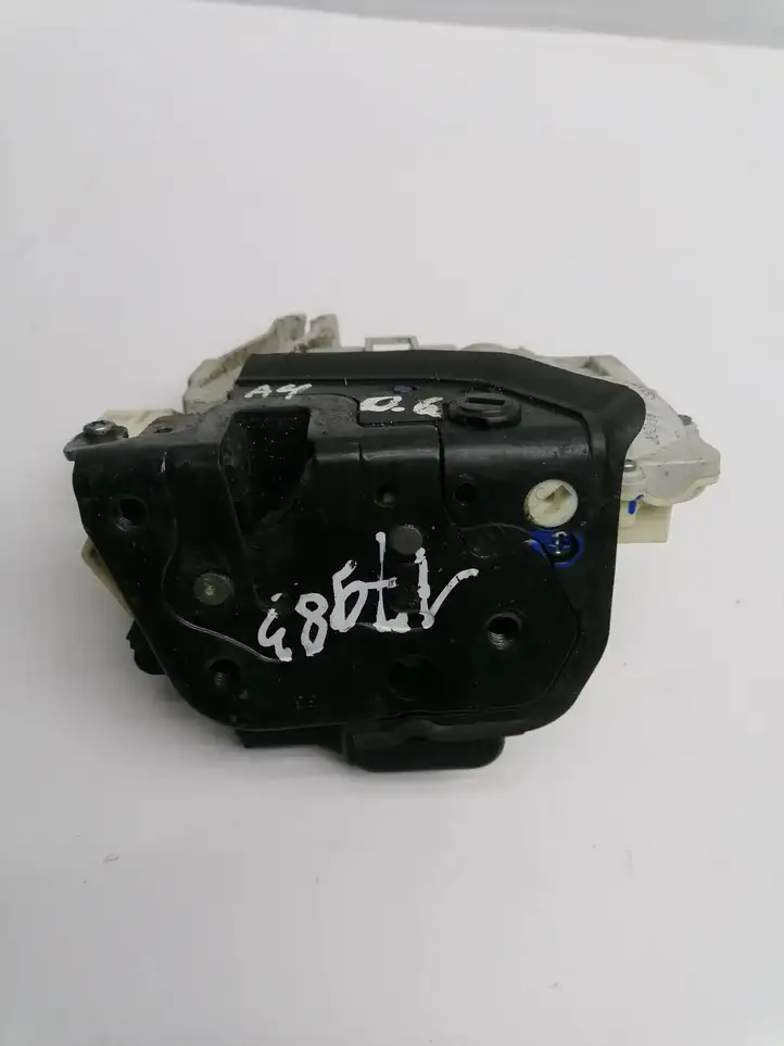 Audi A4 S4 B7 8E 8H (2004 - 2009) 8E0839016 Замок задней двери — фото 3