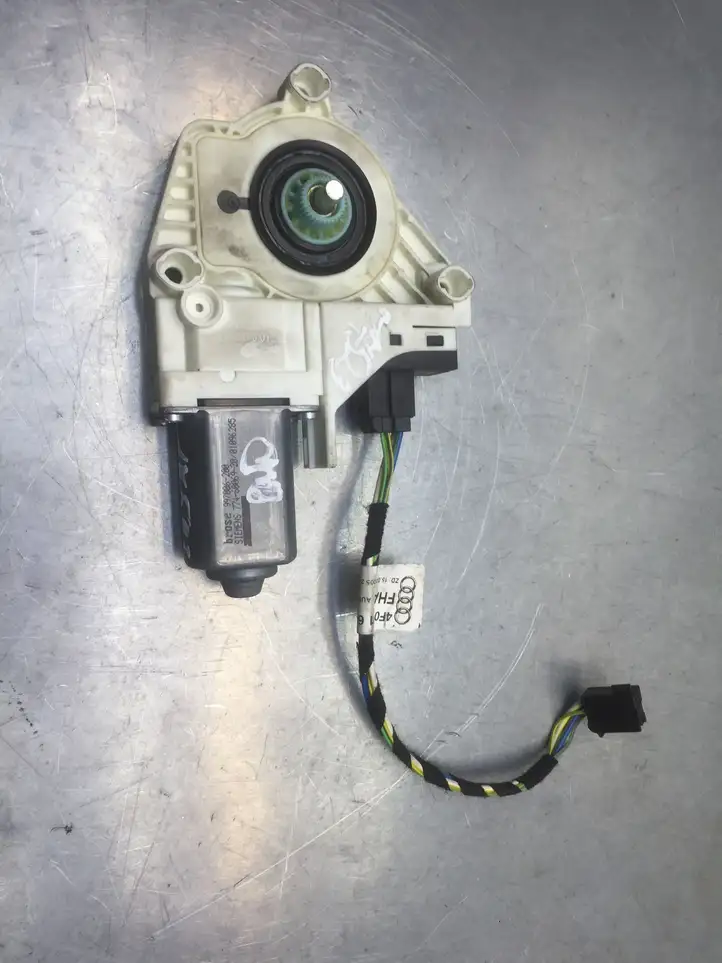Audi A6 S6 C6 4F (2004 - 2008) 4F0959802 Стеклоподъемник задней двери — фото 1