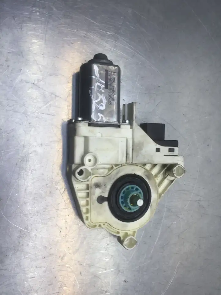 Audi A6 S6 C6 4F (2004 - 2008) 4F0959801 Стеклоподъемник задней двери — фото 1