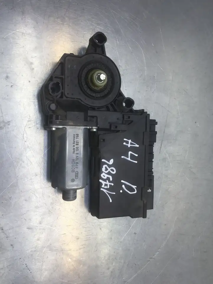 Audi A4 S4 B7 8E 8H (2004 - 2009) 8E0959802 Стеклоподъемник задней двери — фото 3