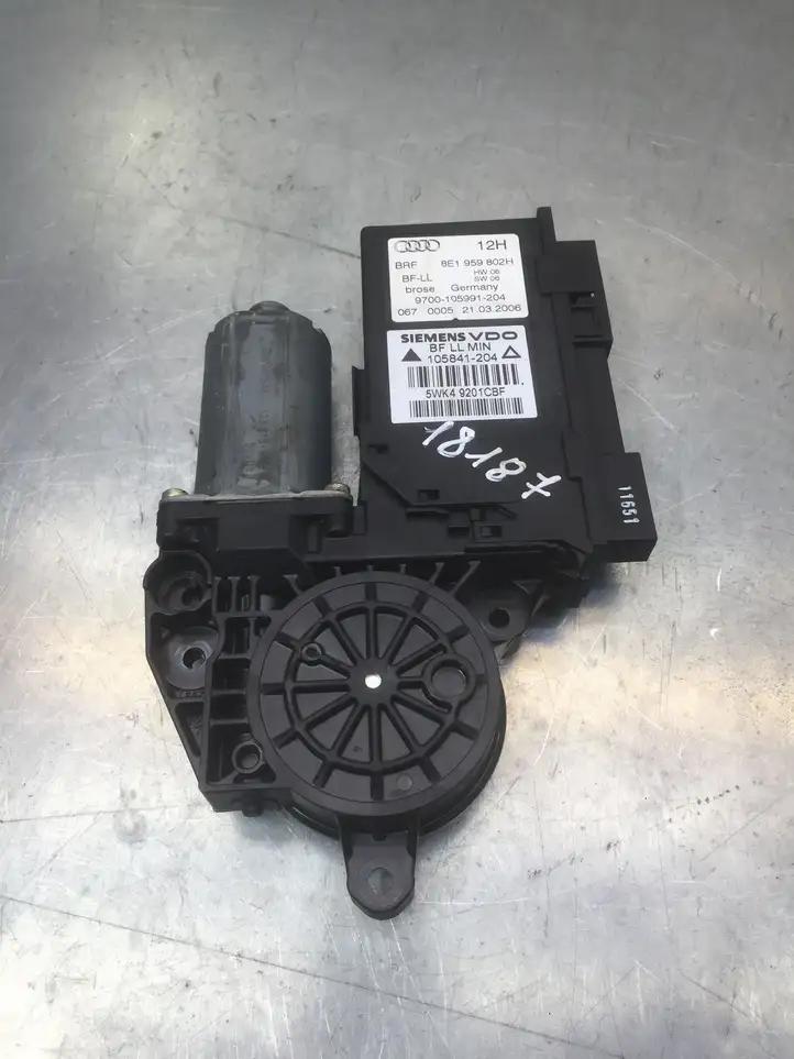 Audi A4 S4 B7 8E 8H (2004 - 2009) 8E1959802H Стеклоподъемник задней двери — фото 2