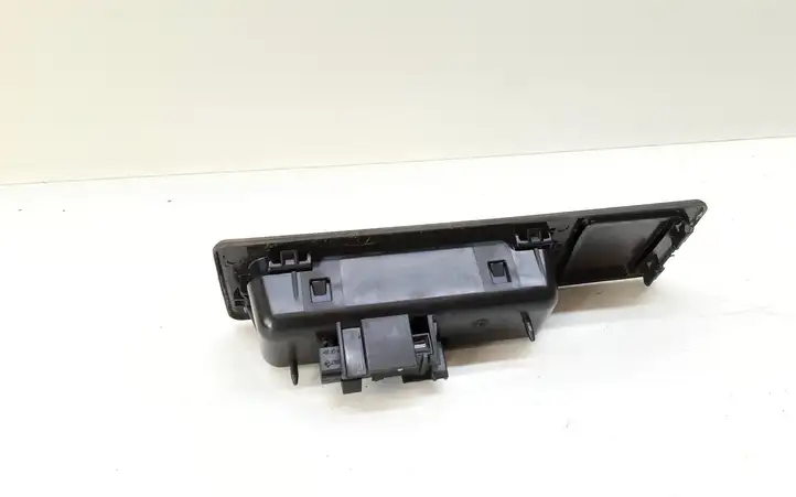 BMW 3 F30 F35 F31 (2012 - 2018) 10822910 Ручка крышки багажника — фото 2