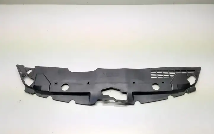 Toyota Corolla Verso AR10 (2004 - 2009) 532890F010 Облицовка радиатора — фото 1
