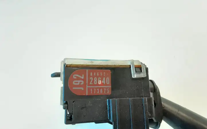 Toyota Avensis Verso (2001 - 2004) 8465228640 Переключатель стеклоочистителей — фото 2
