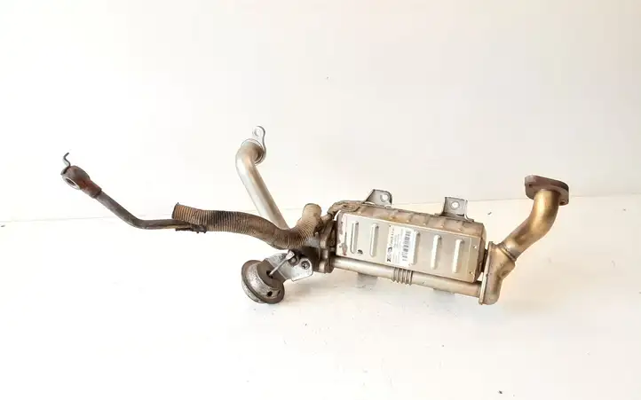 Toyota Corolla Verso AR10 (2004 - 2009) 256010R020 Охладитель клапана EGR — фото 1