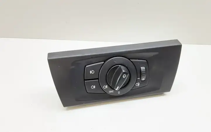 BMW 3 E90 E91 (2005 - 2012) 6932794 Включатель фонарей — фото 1