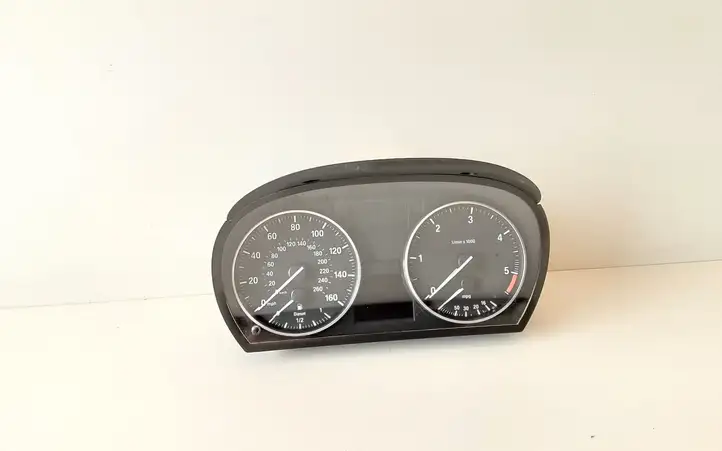 BMW 3 E90 E91 (2005 - 2012)  9187345 Спидометр (приборный щиток)