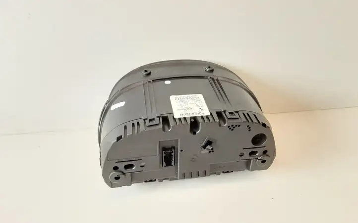 BMW 3 E90 E91 (2005 - 2012)  9187345 Спидометр (приборный щиток)