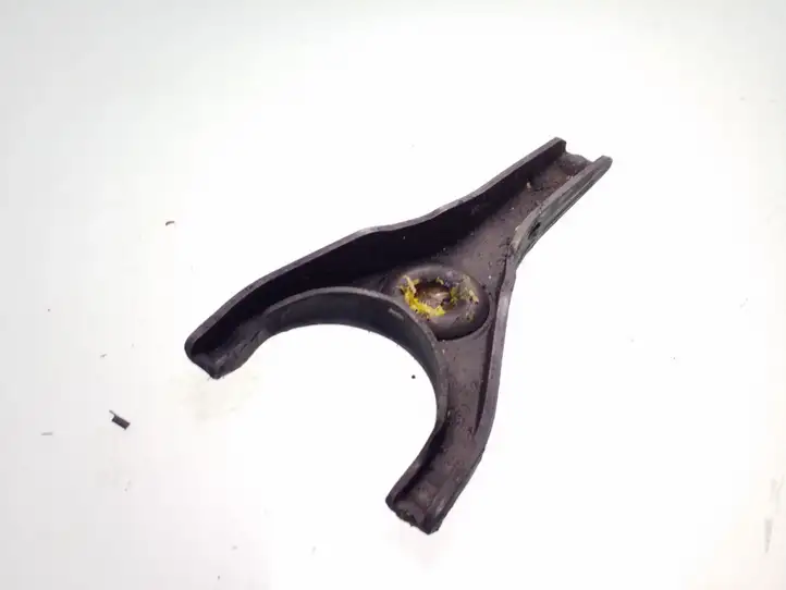 Nissan Вилка сцепления — фото 2