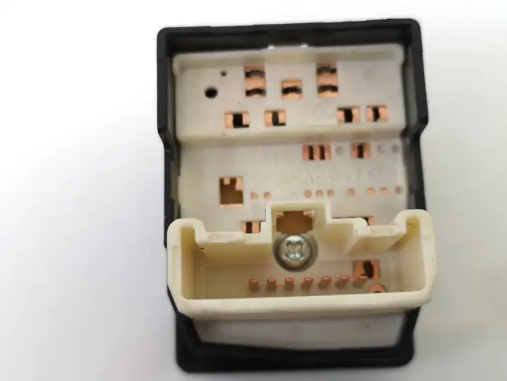 Toyota Auris 150 (2006 - 2012)  183574 Включатель зеркал