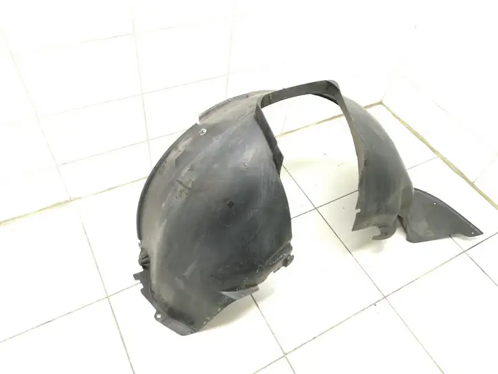 Volkswagen Transporter-Caravelle (2003 - 2009)  7H0809961A Подкрылок